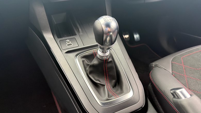 Ford Puma 1.0 EcoBoost Hybrid mHEV ST-Line X 5dr Petrol Hatchback